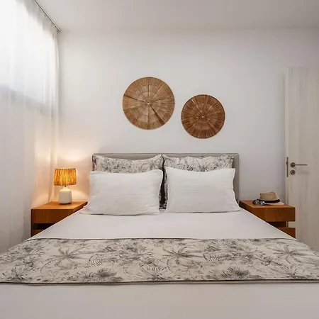 Amy Agios Prokopis Nyaraló *