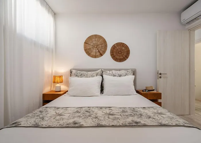 Amy Agios Prokopis 度假居 *